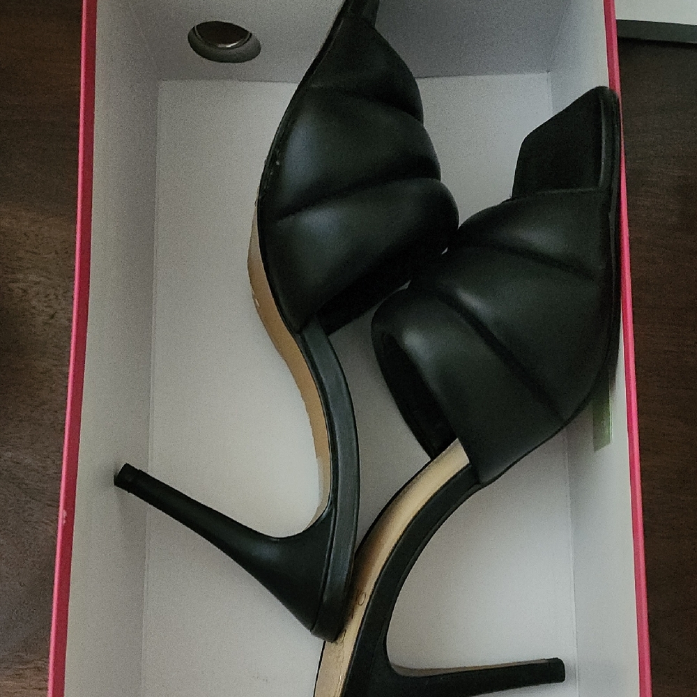 Vince Camuto Black Quilted Heels